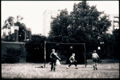 Eine-Kindheit-zwischen-Brandenburger-Tor-und-Plattenbau