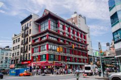 New-York_China-Town_rotes-Haus_1.1.web_-scaled