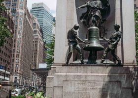 New York: Heraldsquare